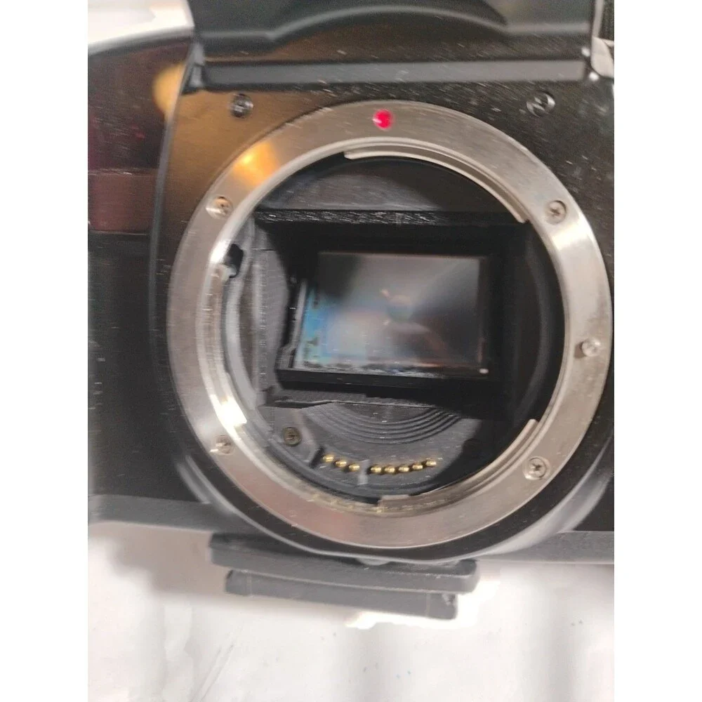 Canon Camera EOS Elan 35mm SLR Film Body Only EF Mount Untested No Battery Parts